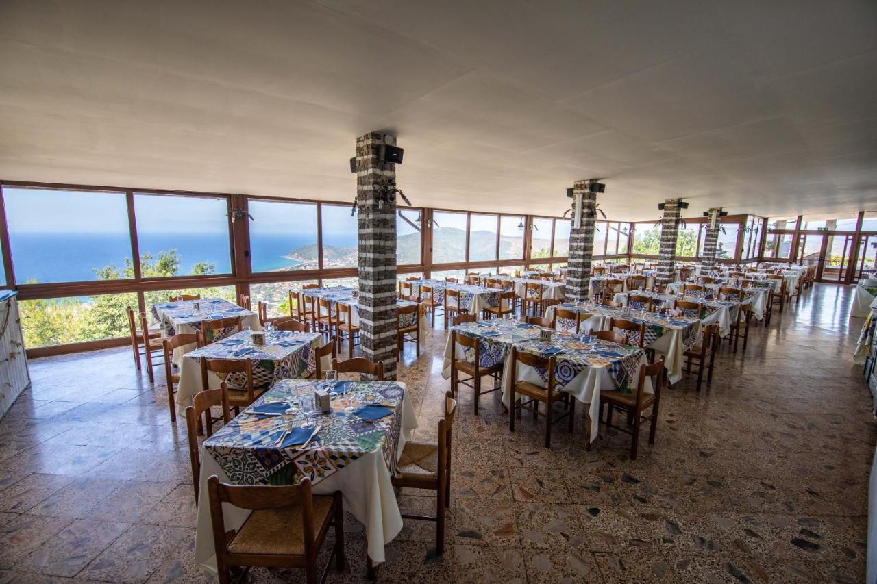Madonna Della Scala Bed & Breakfast กัสเตลลาบาเต ภายนอก รูปภาพ